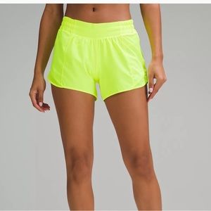Lululemon Hotty Hot Low-Rise Lined Short 4"